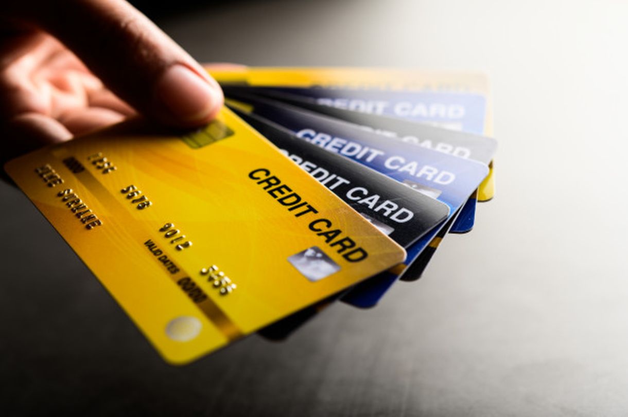 Conheça 2 opções de cartão de crédito que até negativados podem obter