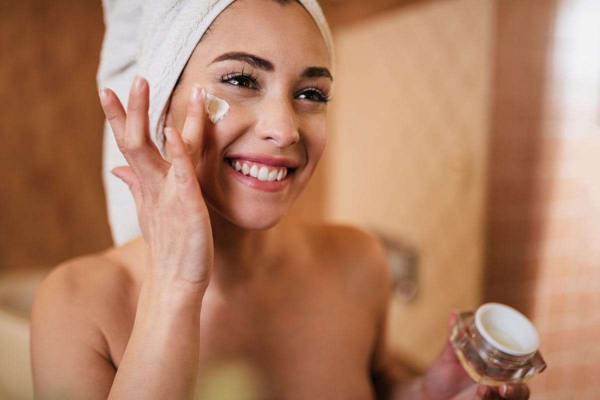 Cremes gordurosos podem obstruir os poros, procure usar produtos adequados para seu tipo de pele