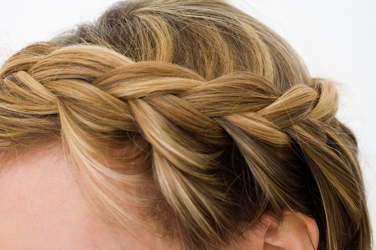 Penteados com tranças cabelos mais curtos - Reprodução Canva