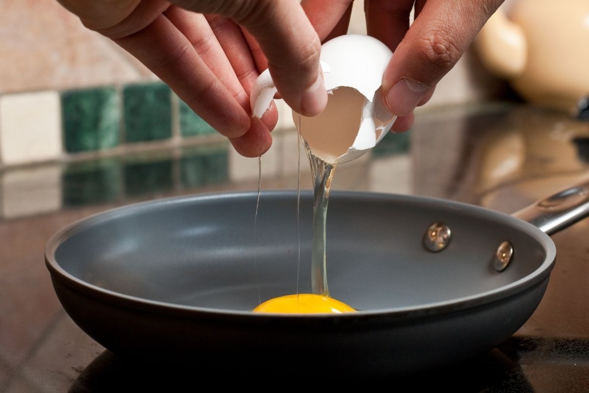 cozinhar um ovo - Reprodução Canva