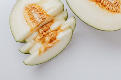Uma explosão de sabor e uma fonte de saúde: conheça os benefícios do suco de melão com gengibre e saiba como prepará-lo - Reprodução: Canva