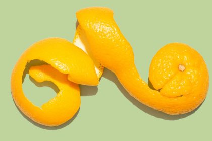 Saboroso, nutritivo e cheio de propriedades medicinais: saiba quais são as vantagens de se consumir chá de casca de laranja com frequência - Reprodução: Canva