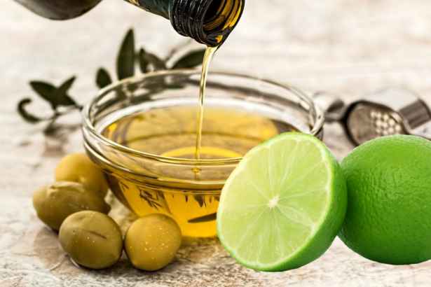 Azeite com limão realmente funciona? Veja como e para que essa mistura deve ser usada (magem: pixabay)