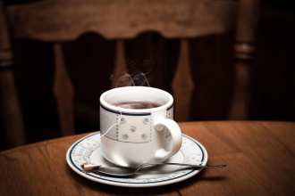 Você já conhece o chá preto? Veja os benefícios dessa infusão deliciosa (imagem: pixabay)