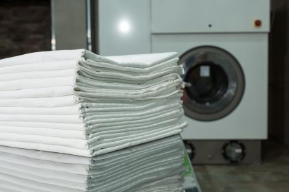 Como lavar a seco em casa e evitar danos às suas peças de roupa; confira o passo a passo simplificado