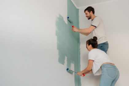 Aprenda como pintar parede como profissional, veja dicas eficientes para sua reforma (Foto: Canva Pro)