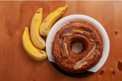 Receita de bolo de casca de banana (Reprodução Canva Pro)
