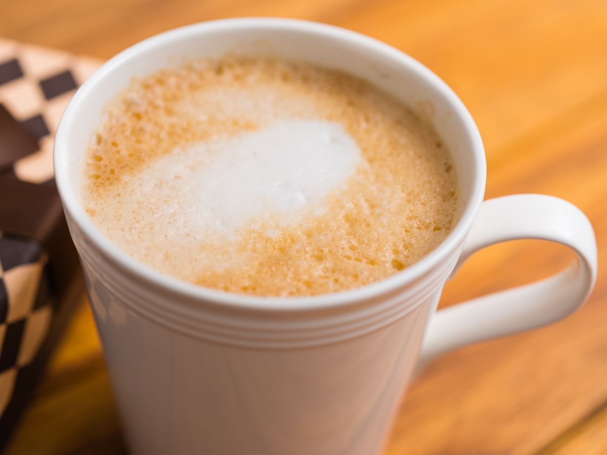 Cappuccino caseiro fácil e delicioso perfeito para o friozinho