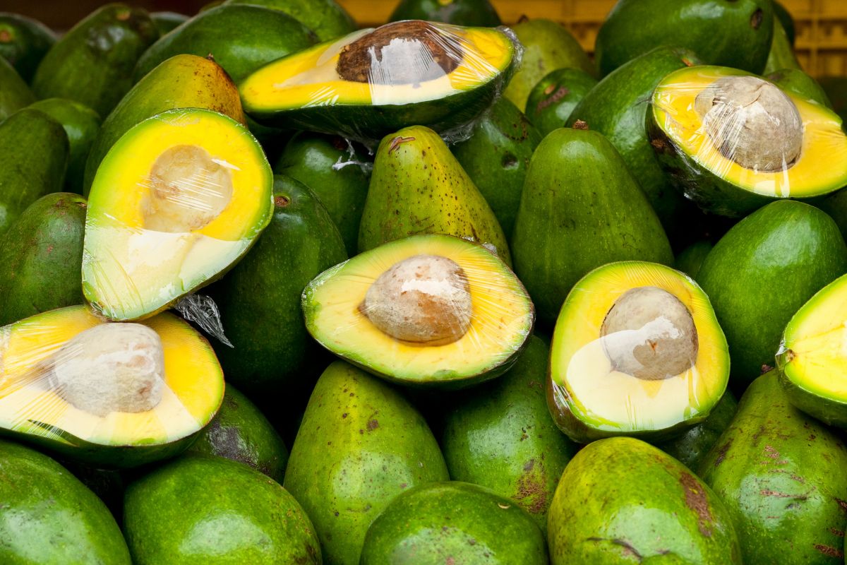 Dicas de como conservar abacate na geladeira - fonte: canva