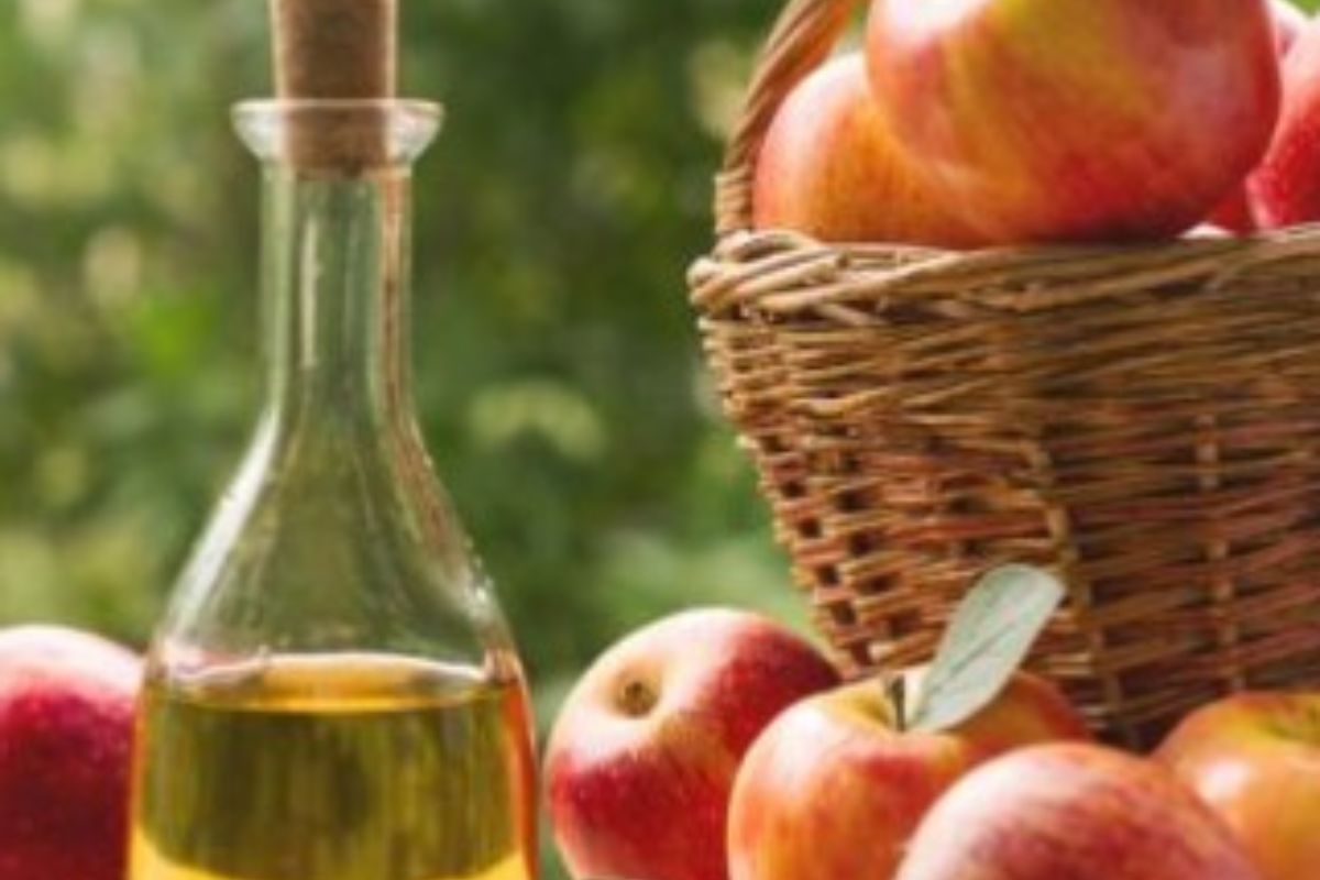 Aprenda agora a melhor maneira de usar vinagre de maçã no seu dia-a-dia - Foto: Reprodução Instagram