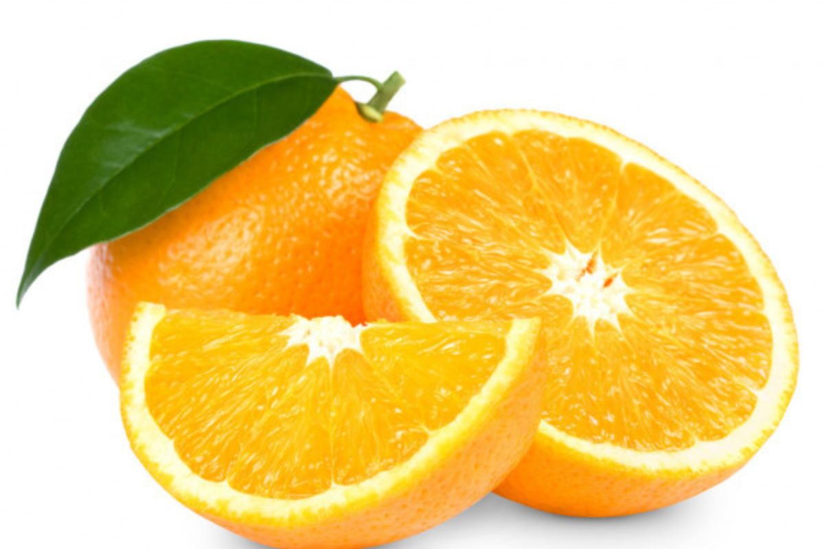 Aprenda agora quais os benefícios da laranja e diversas formas para consumir a fruta - Reprodução Canva