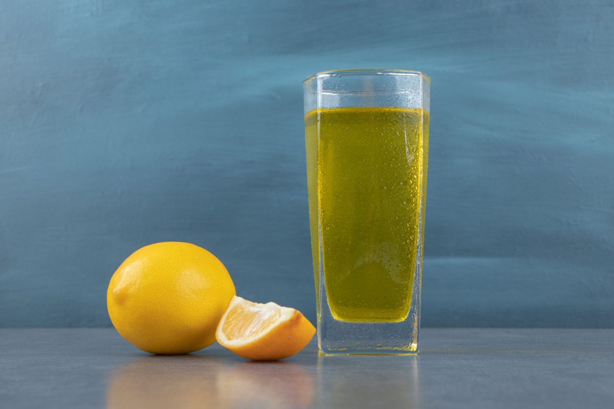 O que acontece se eu consumir água com limão todos os dias? Descubra o efeito dessa combinação - Foto: Pexels