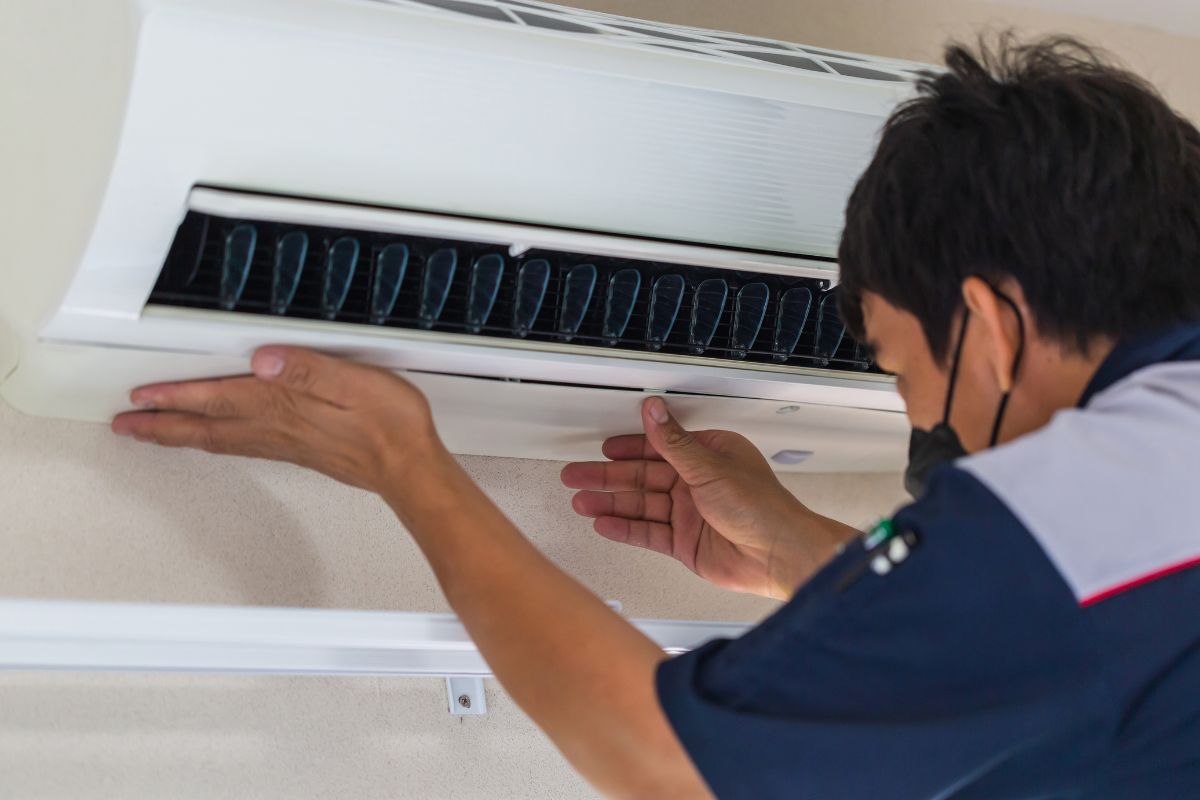Como limpar o ar condicionado em casa? Veja como é fácil com essas dicas - fonte: canva