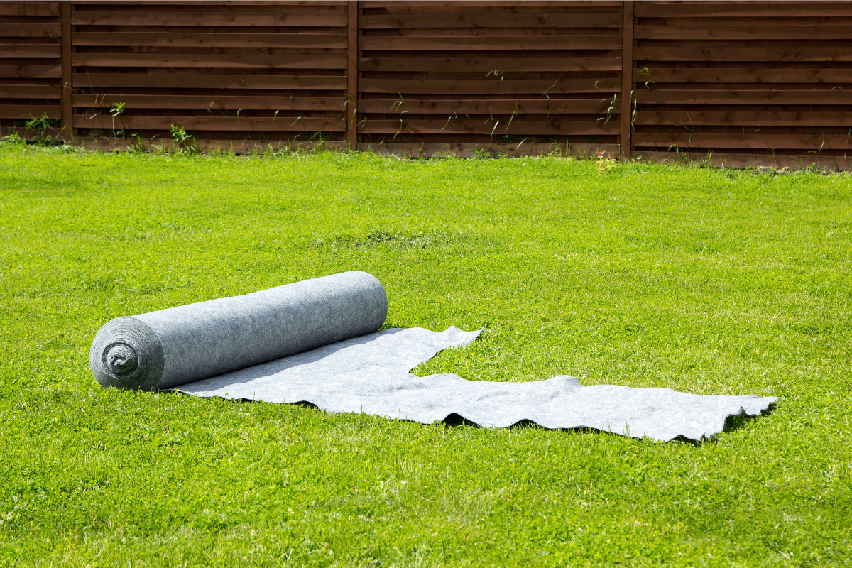 Como utilizar mantas para decorar o quintal que você não vai se arrepender