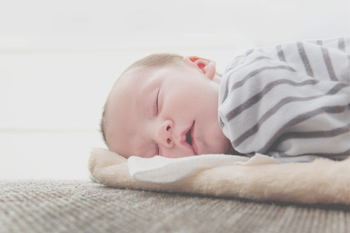 Qual o horário ideal para seu bebê dormir? Descubra agora com dicas da especialista - Fonte: Canva