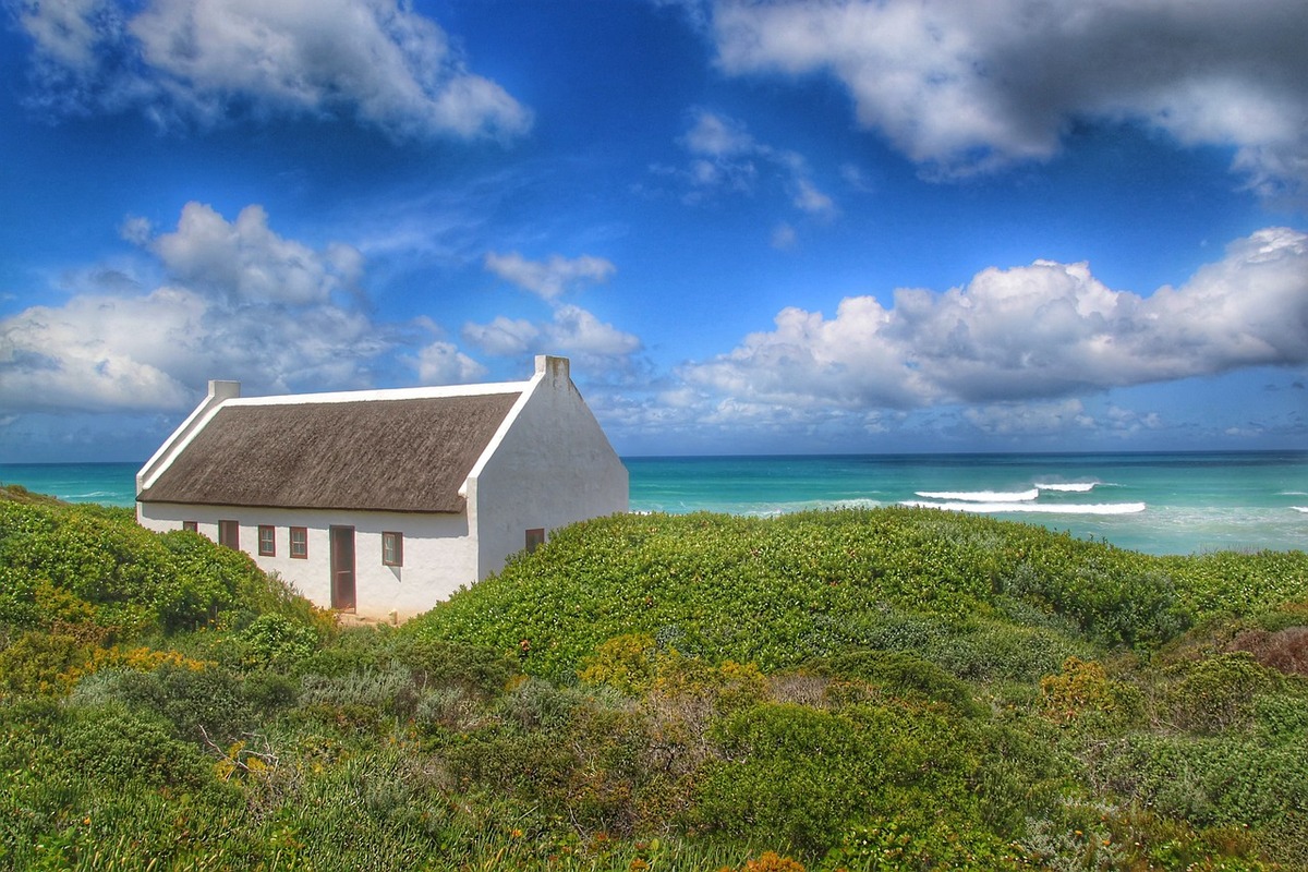 Jardim da casa de praia - Reprodução: Pixabay