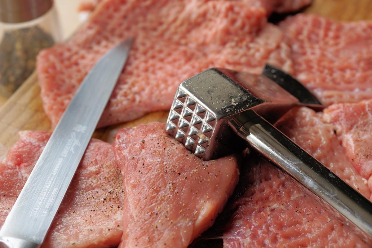 Amaciar a carne dura de forma prática e caseira: economize não comprando amaciantes industrializados (Reprodução: Pixabay)