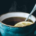 Chá de folha de acerola faz bem para a saúde? Confira todos os benefícios