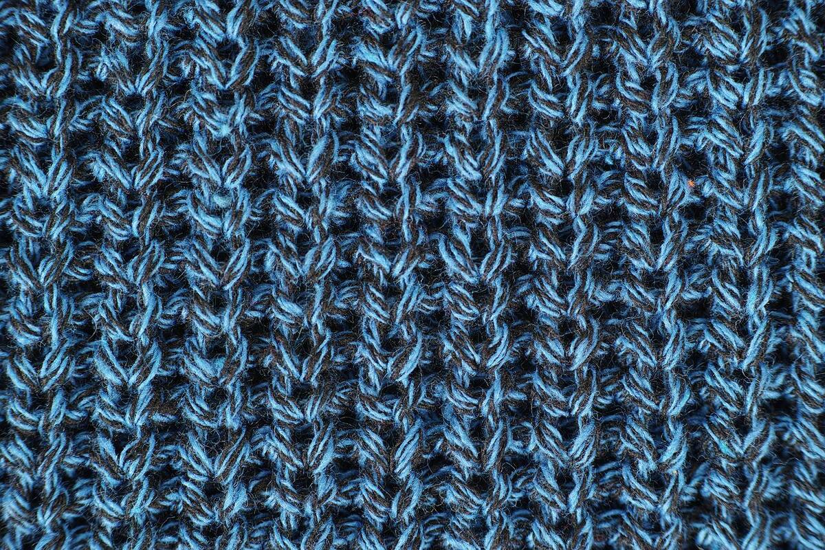 Tirar pluma de roupas de lã - Reprodução: Pixabay