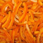Como fazer casquinha de laranja cristalizada? Aprenda agora com essas dicas. Foto: Canva